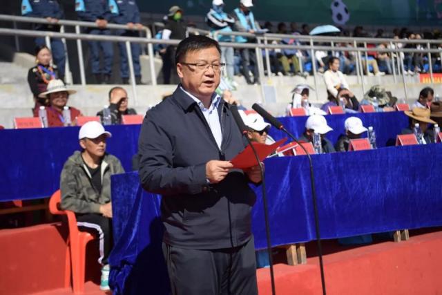 挪威队主厨为了喂饱哈兰德有多拼？他每天要补充6000卡路里热量，进入淘汰赛后球队紧急订购食材